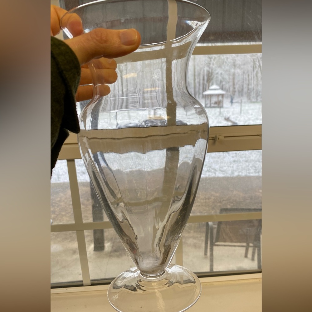Princess House Retired Glass Hand Blown Vase Heritage Collection 15”